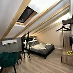 Domus 25 Catánia
