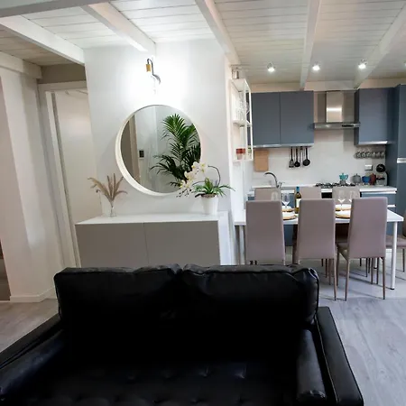 Domus 25 Vakantiehuis Catánia