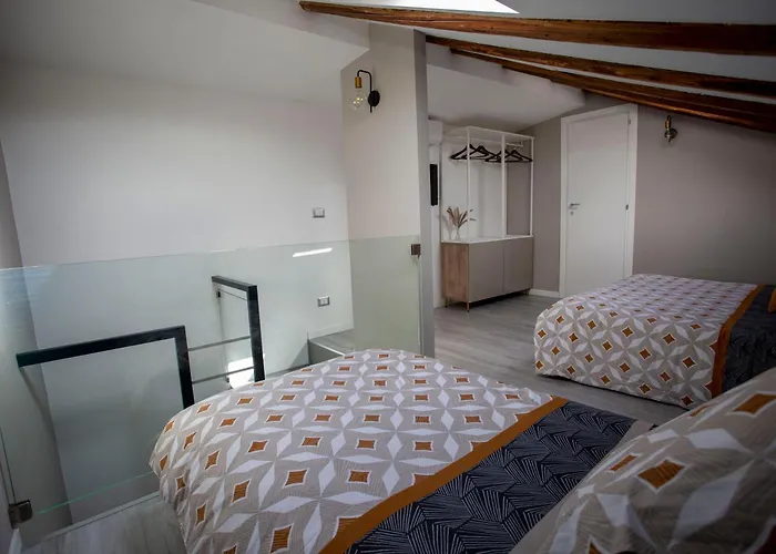 Domus 25 * Κατάνια