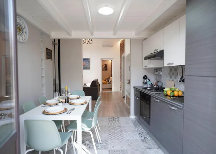 Domus 25 * Κατάνια