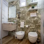 Domus 25